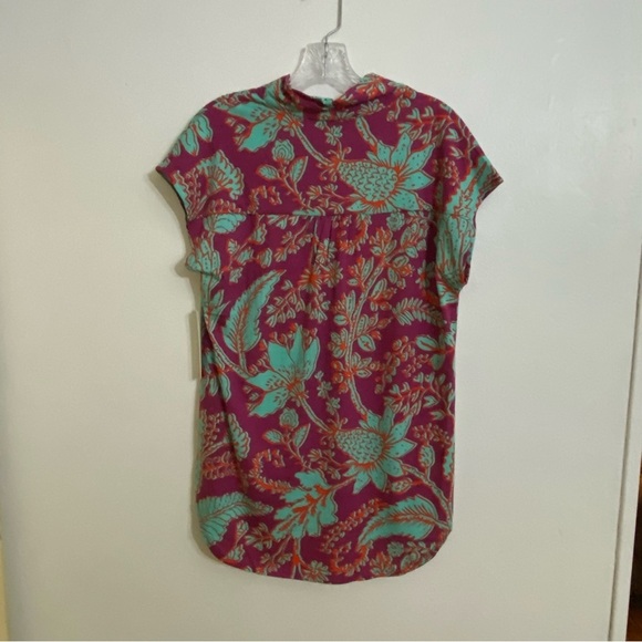 Soft Surroundings NWT Short Sleeve Top, Coral & Turquise Floral Tropical - Picture 3 of 6